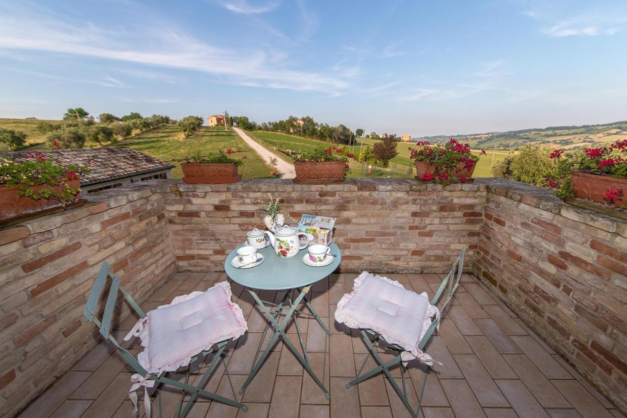Agriturismo Le Castella Bed and Breakfast Potenza Picena Exteriör bild